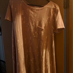 💚 Lularoe Carly XL pink arrows - unicorn!!